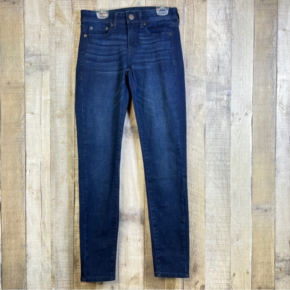 Aero Low Rise Straight Skinny Leg Jeans Size 2 Regular with 5 Pockets Be… - Picture 1 of 12